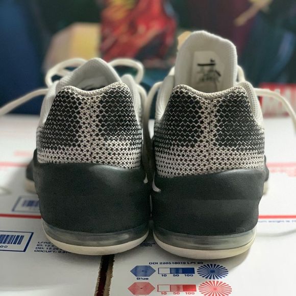 Nike Air Max infuriate youth size 4 - Picture 4 of 7